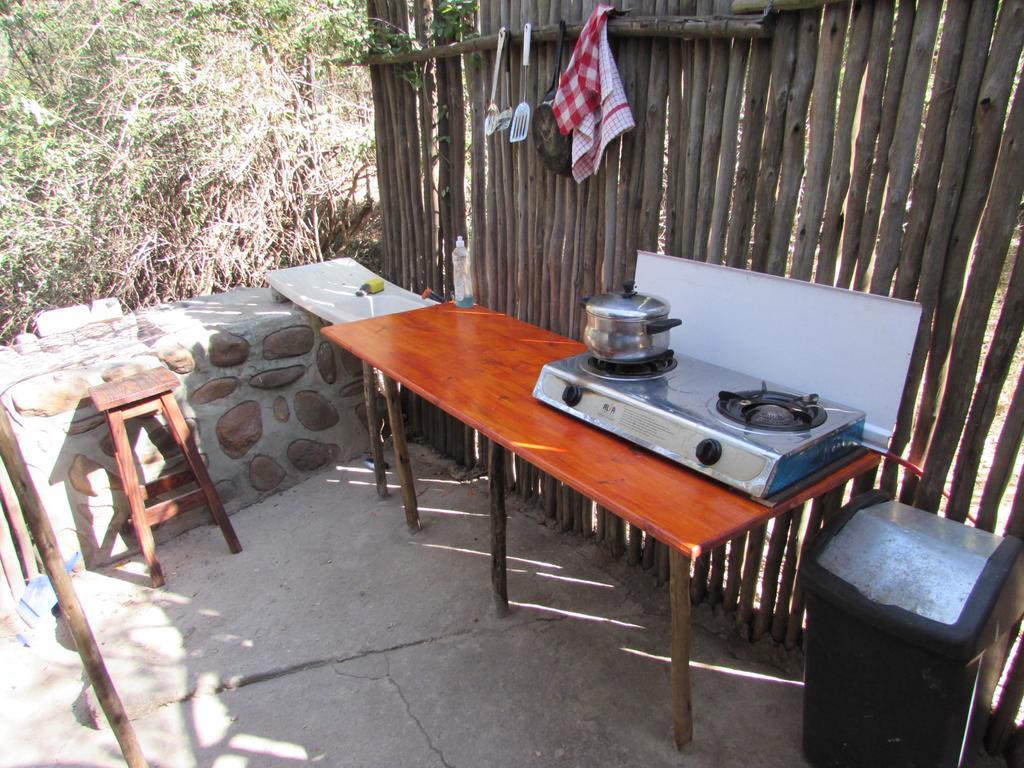 Amanzimlotzi Riverside Bush Camp Hoedspruit Esterno foto