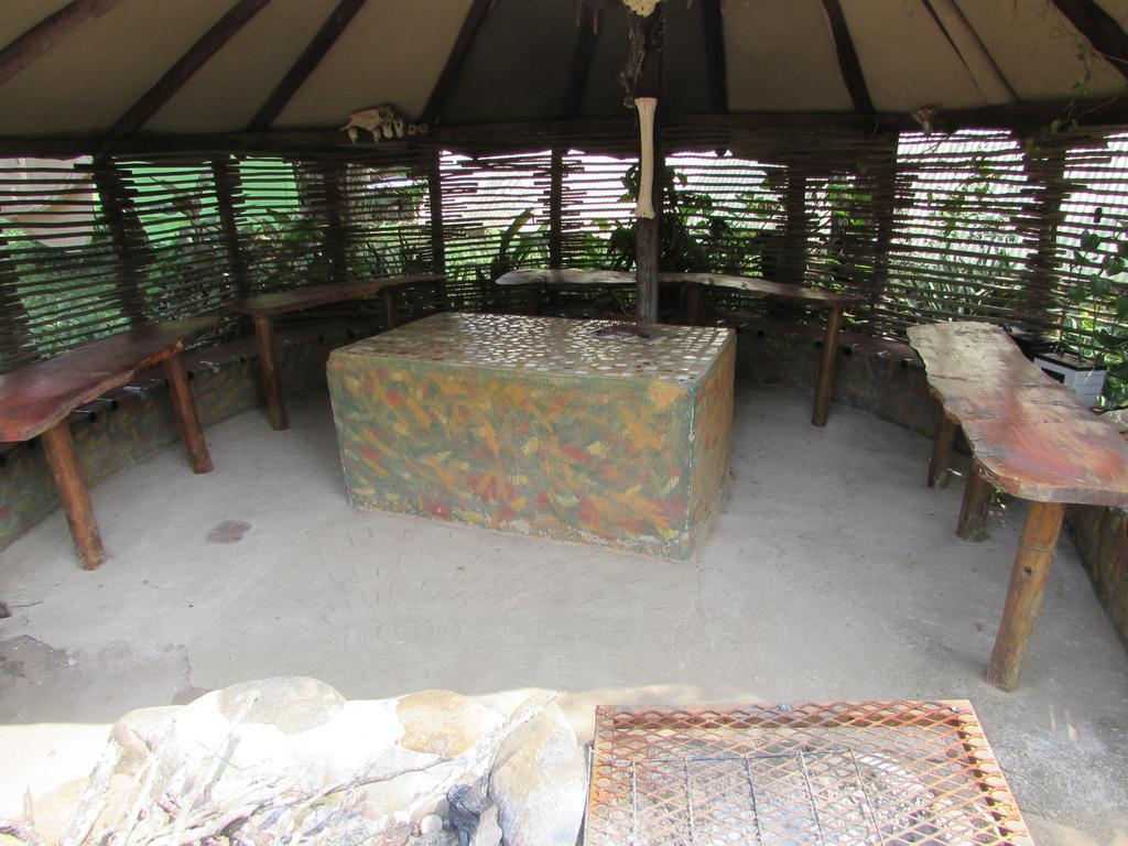 Amanzimlotzi Riverside Bush Camp Hoedspruit Esterno foto