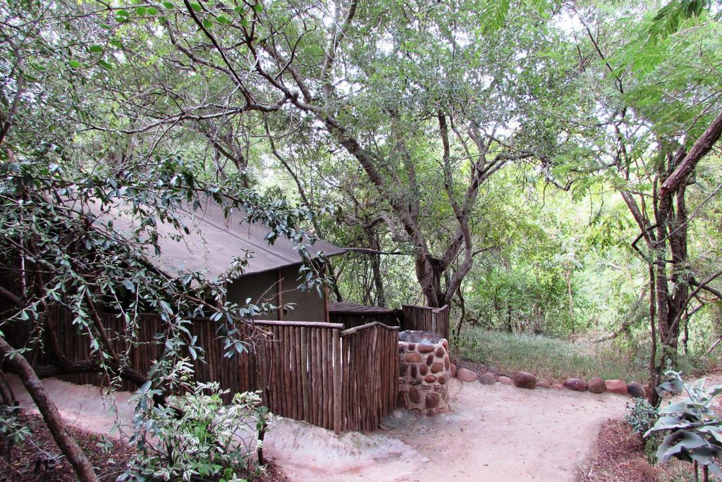 Amanzimlotzi Riverside Bush Camp Hoedspruit Esterno foto