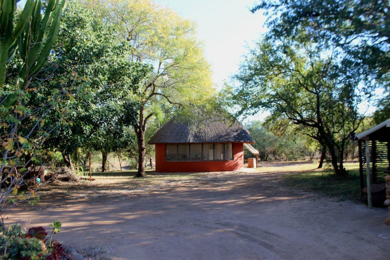 Amanzimlotzi Riverside Bush Camp Hoedspruit Esterno foto