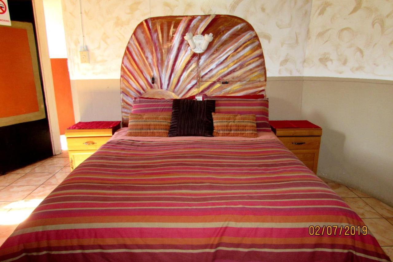 Amanzimlotzi Riverside Bush Camp Hoedspruit Esterno foto