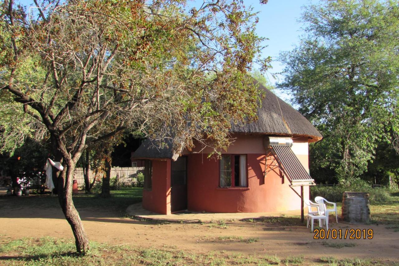 Amanzimlotzi Riverside Bush Camp Hoedspruit Esterno foto